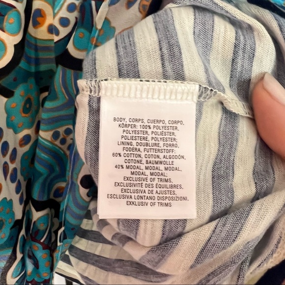 Anthropologie Meadow Rue Flowy Medallion Print Tank Top, size Small - Picture 4 of 7